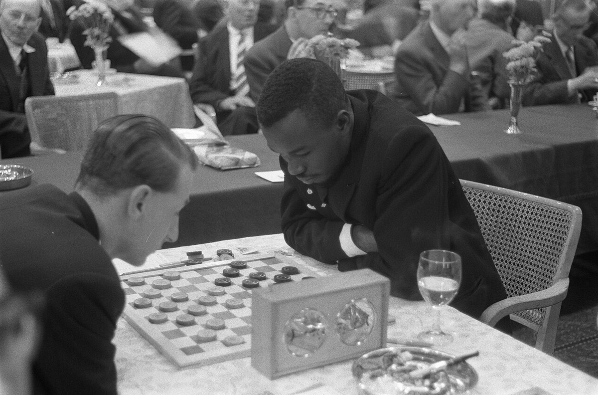 Баба Сі – перший міжнародний гросмейстер Африки або «сенегальський автомат»