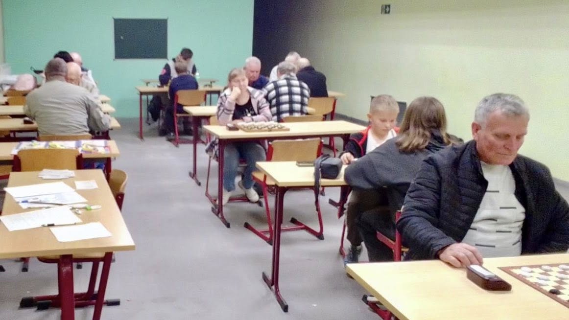 У Шостці провели відкриту першість міста з шашок-64