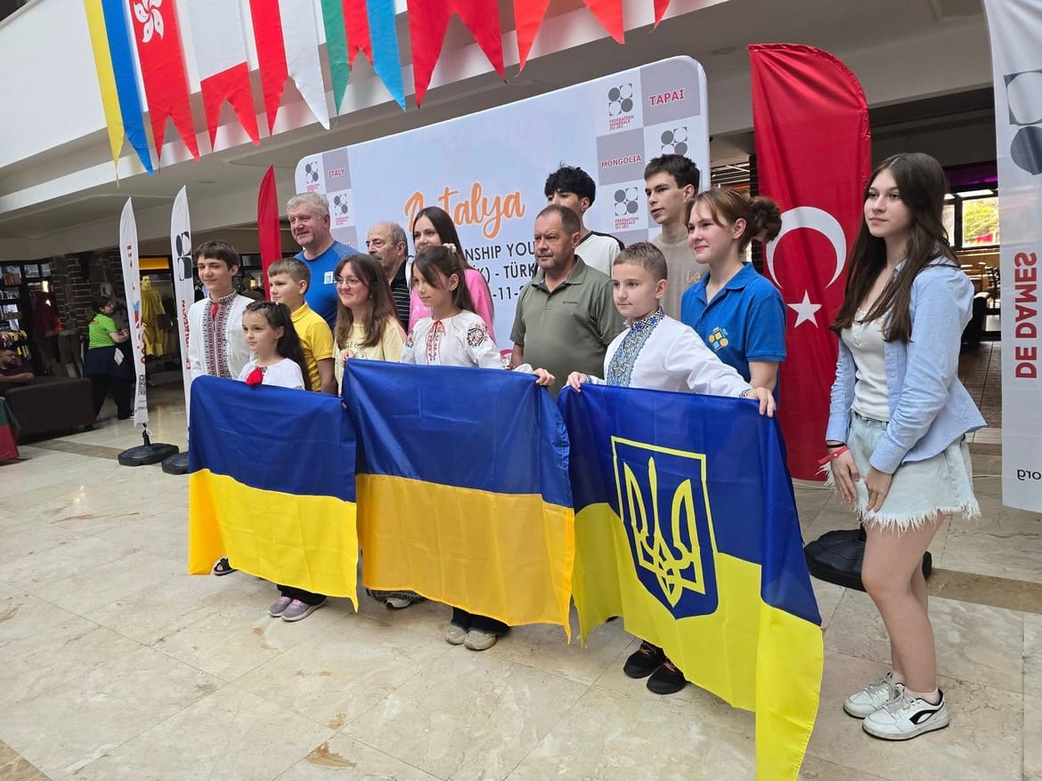 Чемпіонат світу – 2025 (молодіжний) з шашок-100