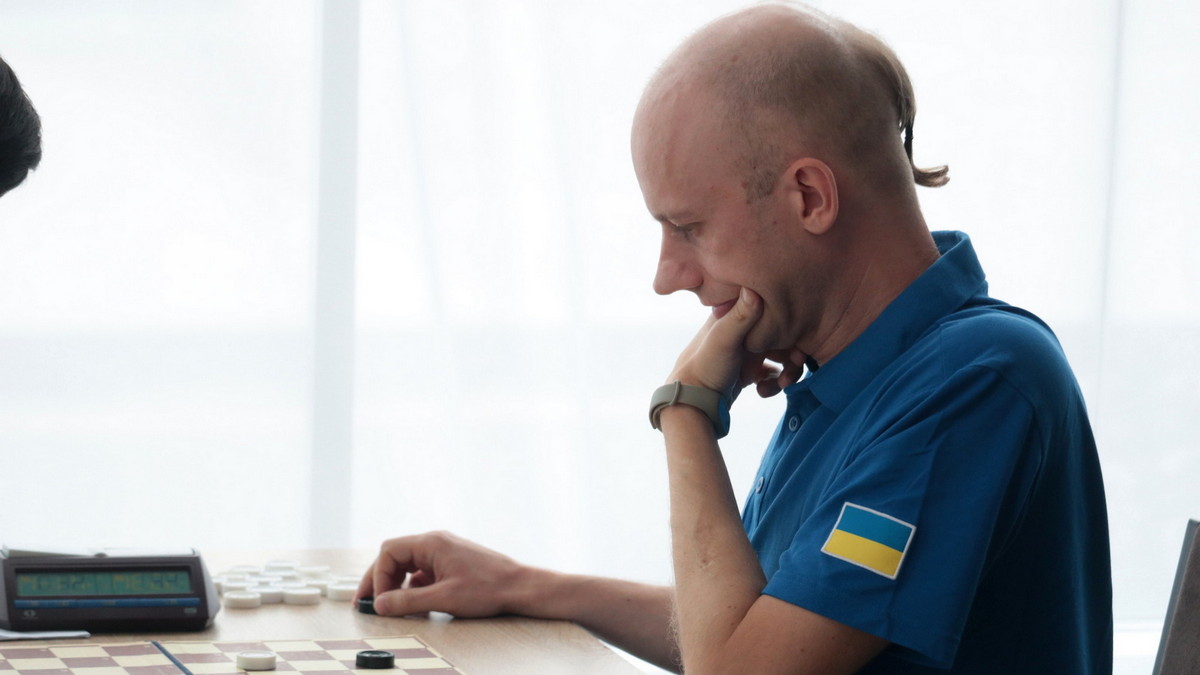 Юрій Анікєєв та Артем Іванов не поїдуть на чемпіонат світу з шашок-100