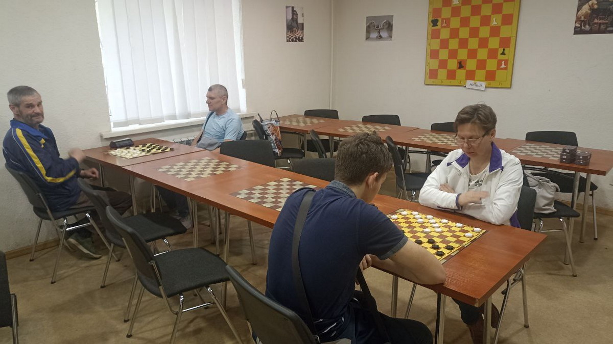 Кривий Ріг визначився з чемпіоном міста з шашок-100