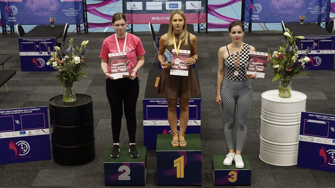 Чемпіонат світу з шашок-100. Супербліц. Призова трійка: Садовська, Шолтенс, Мотрічко